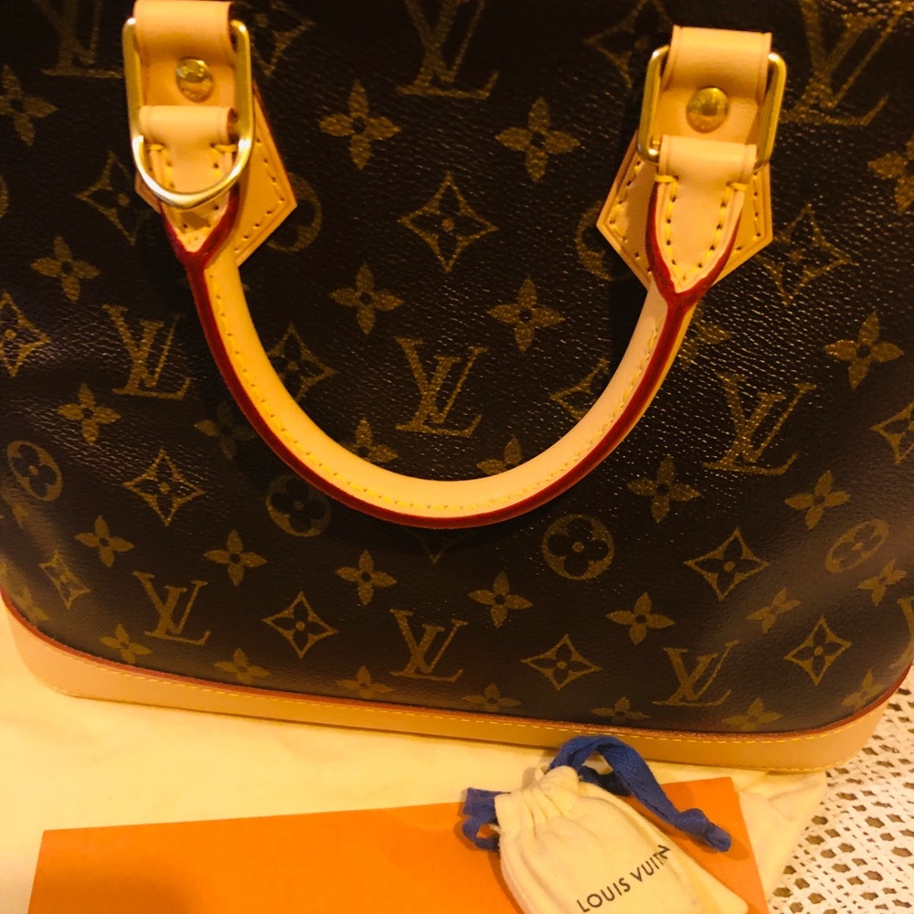 100% Authentic Louis Vuitton Alma PM